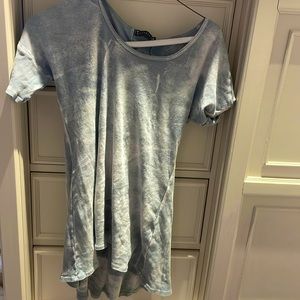 T Party Women’s Medium Shirt Short Sleeves